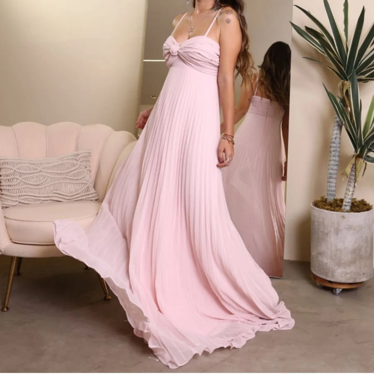 Robe de soirée longue en satin, simple, décolleté en cœur, sans manches, coupe trapèze